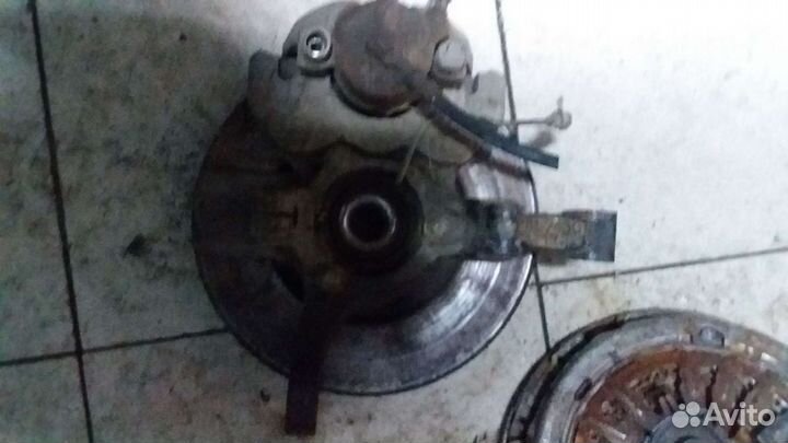 Опель астра H 2008г поворотный кулак цапфа