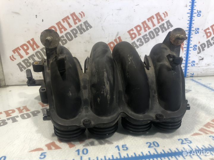 Фольксваген Гольф Впускной коллектор