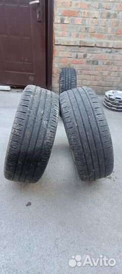 Bridgestone Blizzak DM-V1 215/55 R16