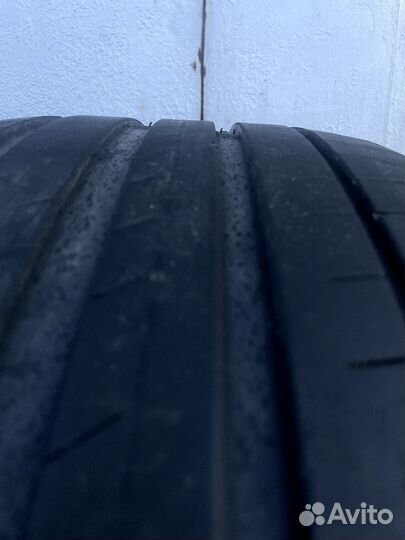 Michelin Pilot Sport 4 SUV 265/40 R22 106Y