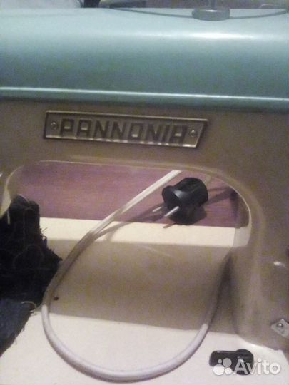 Швейная машинка Pannonia 56