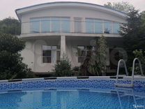 Дом возле моря краснодарский край. Бухта инал гостиничный комплекс. Бетта черноморская жемчужина. Апартаменты морской берег голубицкая курортная 129. Геленджик коттедж бассейн.