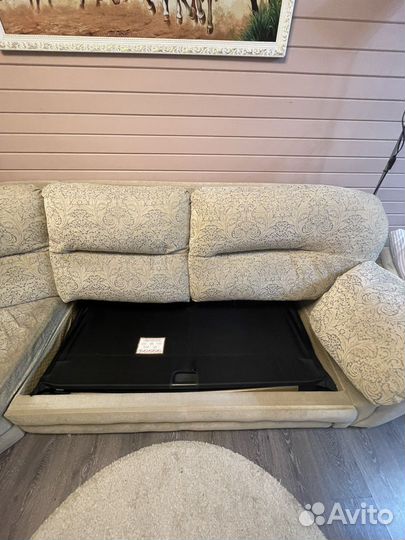 Диван угловой б/у