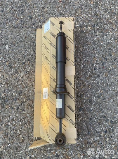 Амортизатор передний prado 150 б/у