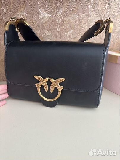 Продам женскую сумку