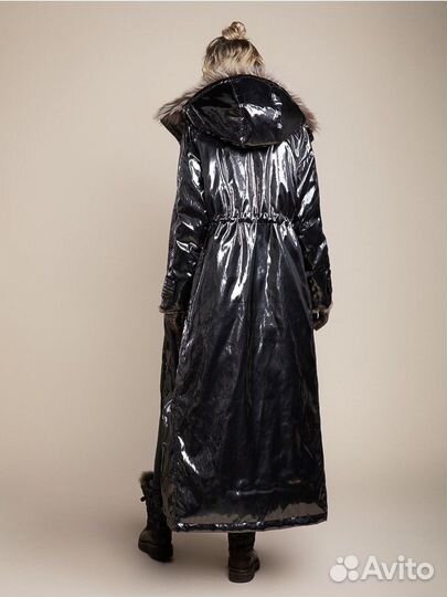 Плащ пуховик женсий Naumi