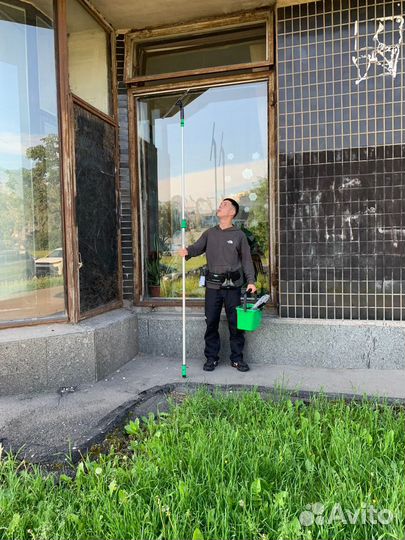 Мойка окон балконов лоджий и витрин