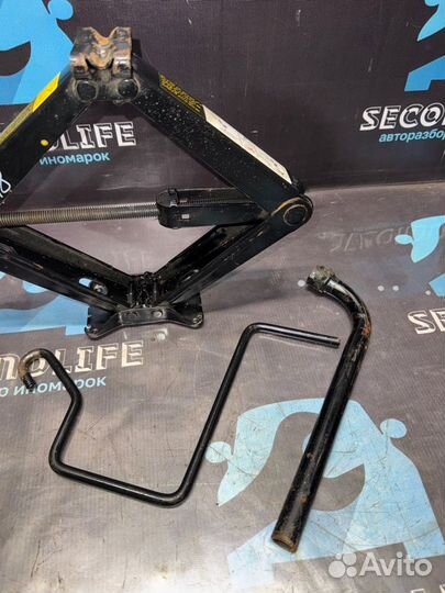 Домкрат Opel Astra H