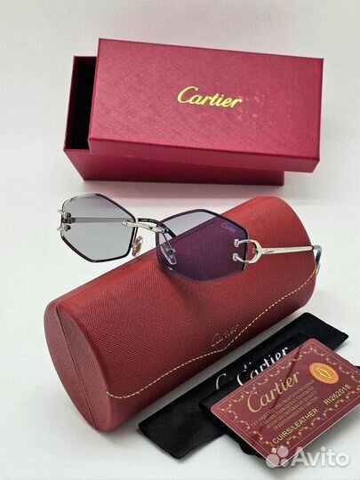 Солнцезащитные очки Cartier прозрачные