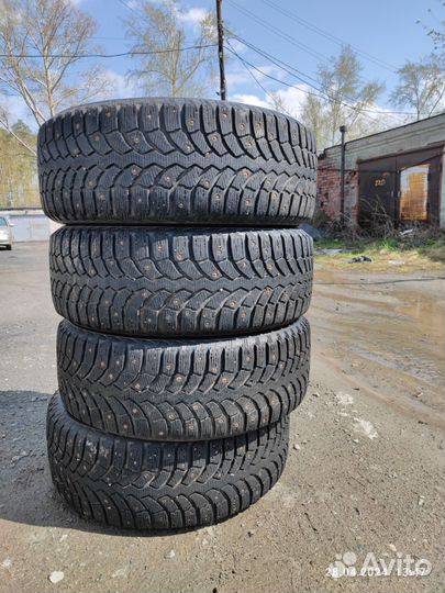 Bridgestone Blizzak Spike-01 235/60 R18