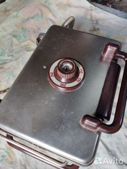 Электрическая вафельница СССР