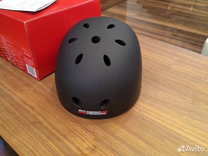 Шлем и защита для роликов