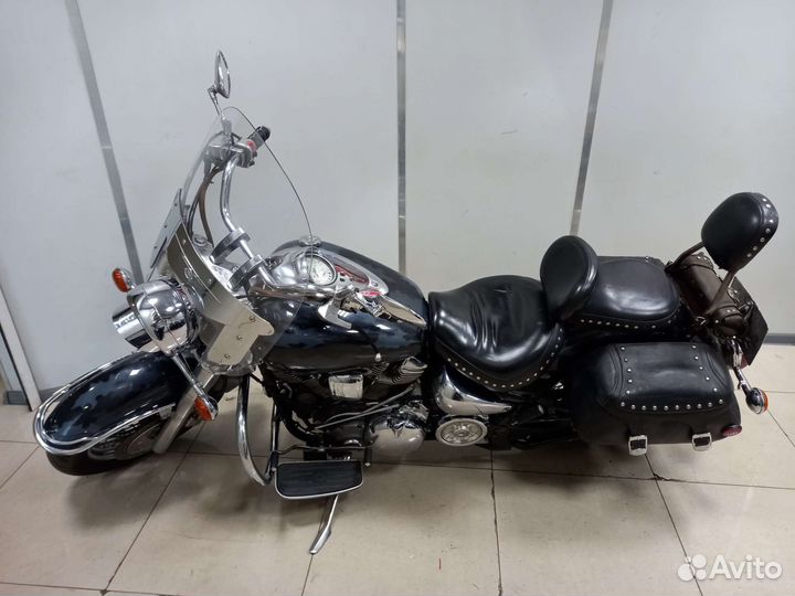 Yamaha XV1600 Road Star