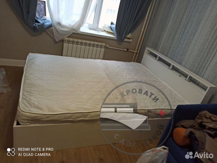 Кровать двуспальная