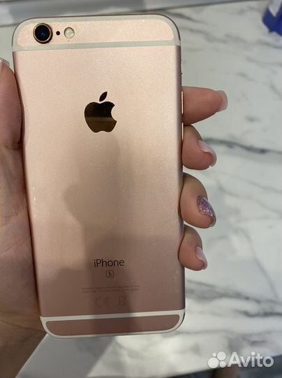 Телефон iPhone 6s