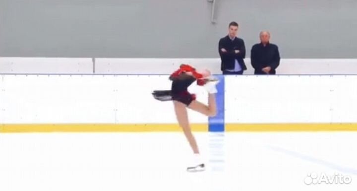 Тренер по фигурному катанию