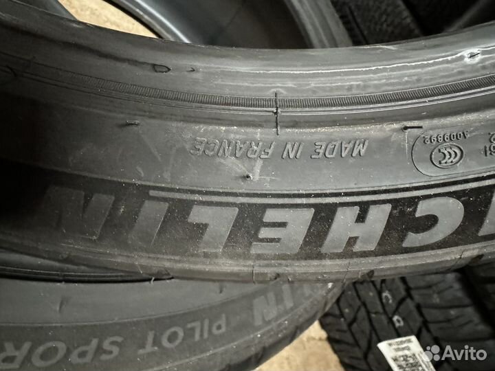 Michelin Pilot Sport 4 S 285/35 R22 106Y