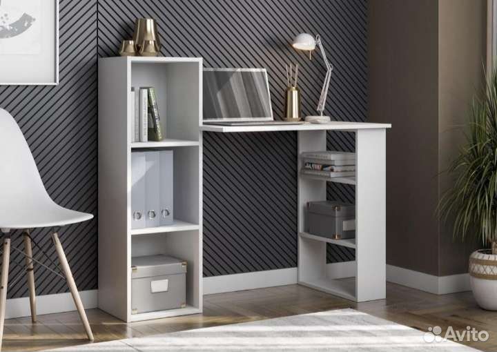 Стол компьютерный новый белый