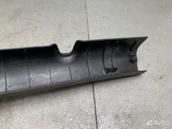 Накладка порога передняя правая Hyundai Solaris GI