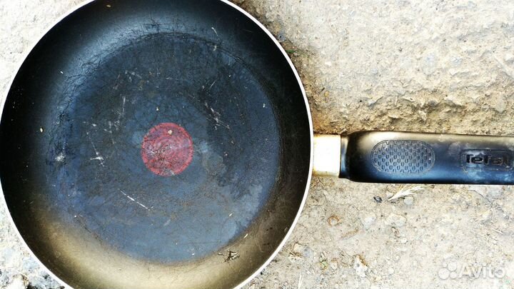 Сковороды разные