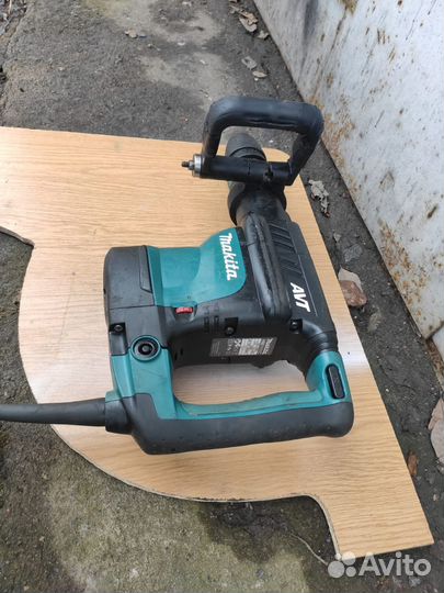 Перфоратор Bosch и Отбойники Makita (sds-max)