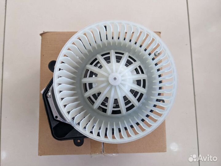 Мотор отопителя VW passat B5 климат контроль