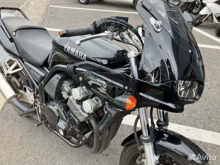 Yamaha FZ400 042597