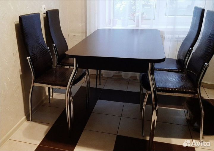 Стул для кухни Пекин бежевый белый черный крокодил