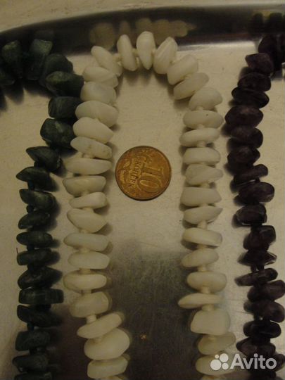 Бусы новые, натуральный камень, разные
