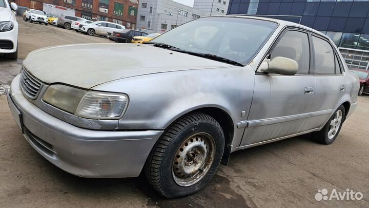 Toyota Corolla 1.5 AT, 1997, 200 000 км