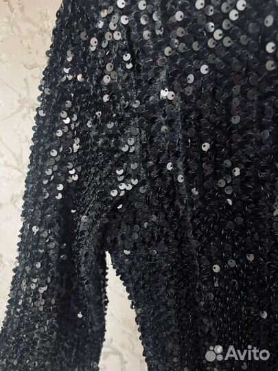 Платье праздничное с паетками