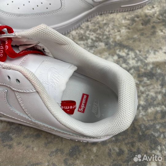 Кроссовки Nike Air Force 1 07 Supreme