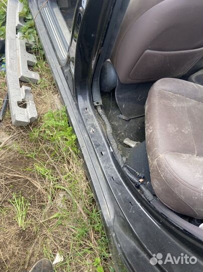 Передний левый порог Hyundai Equus