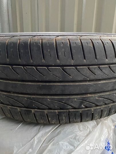 Hankook Ventus ME01 K114 215/60 R16
