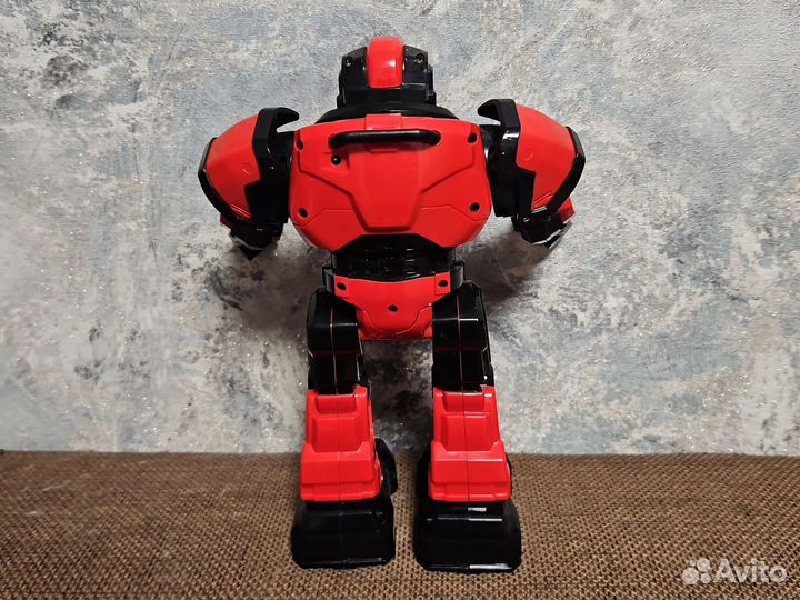 Игрушка робот