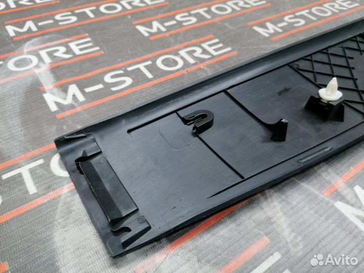 Обшивка крышки багажника Bmw 1-Series E87 N46B20B