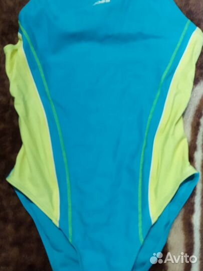 Купальник для девочки слитный