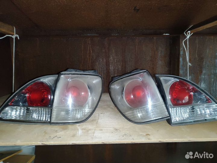 Задние фонари