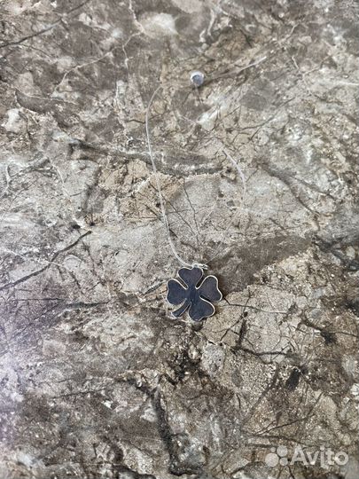 Подвеска клевер