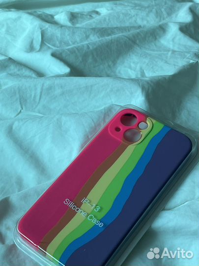 Чехол на iPhone 13