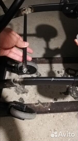 Ремонт сломанных детских колясок и других вещей