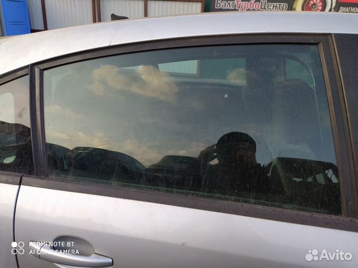 Стекла дверные Citroen С4 2008г