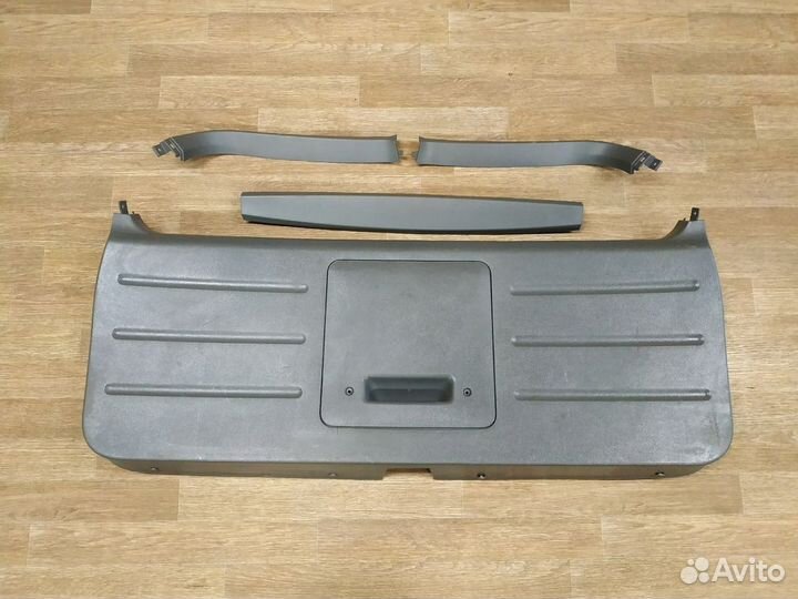 Обшивка крышки багажника Chevrolet Lacetti SW