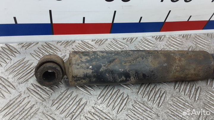 Амортизатор задний Mitsubishi L200 4 (2006–2015)