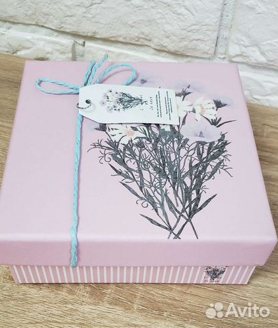 Коробка подарочная