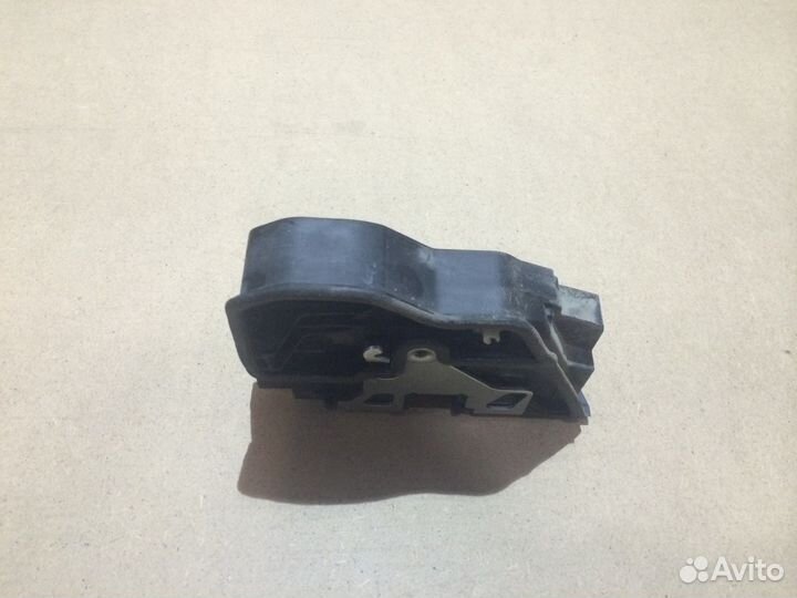 Замок двери BMW F10/F11