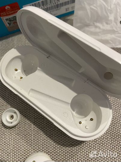 Беспроводные наушники honor