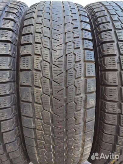 Yokohama Ice Guard SUV G075 215/70 R16 97Q