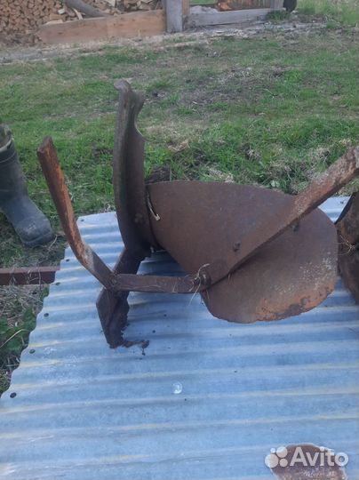 Конный плуг