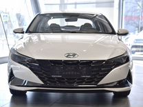 Новый Hyundai Elantra 1.5 CVT, 2022, цена от 1 890 000 руб.